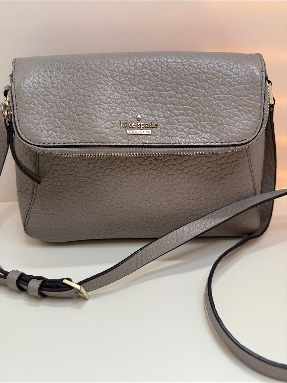 Kate Spade Cobble Hill Leslie Gray Pebbled Leather Foldover Crossbody Bag